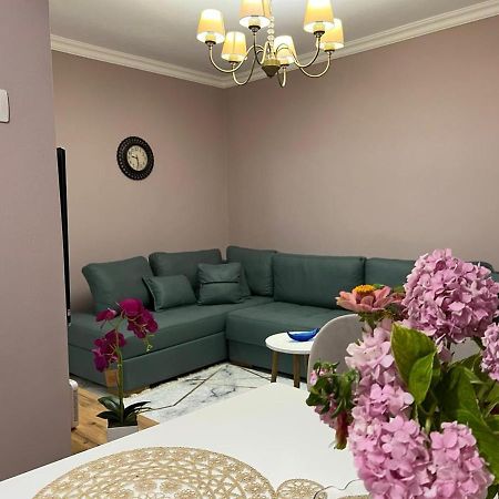Gesapartment Tirana Bagian luar foto