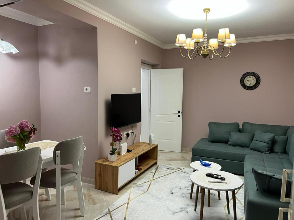 Gesapartment Tirana Bagian luar foto